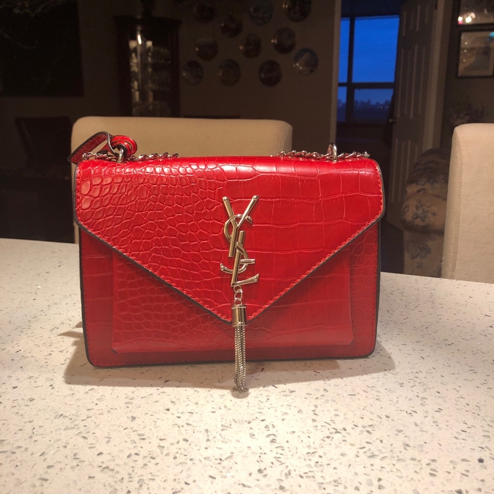 Beautiful Red Crossbody Bag Crocodile Pattern